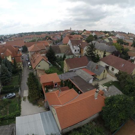 Abszolut Vendeghaz Keszthely Luaran gambar